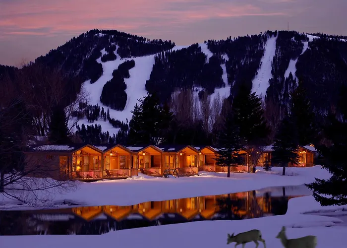 Rustic Inn Creekside